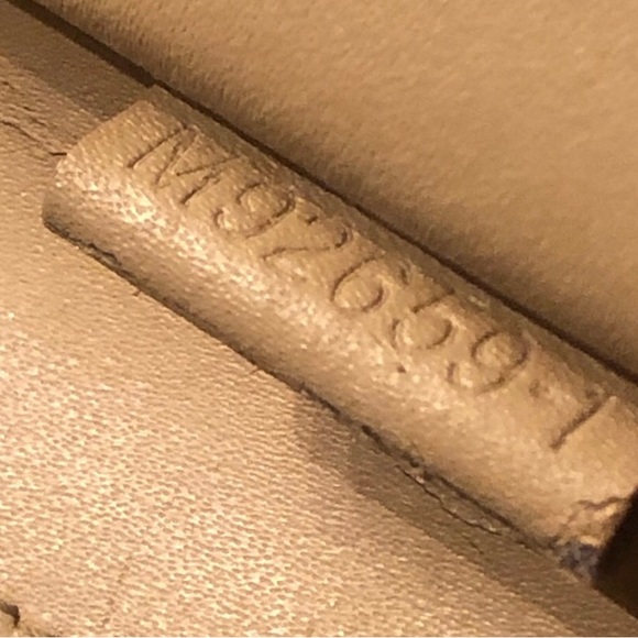 Designer Inspired handbag - Picture 15 of 16